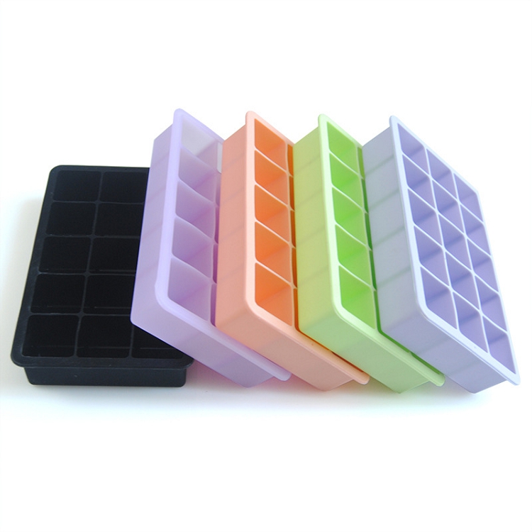 15 caves Stackable mold silicone ice cube tray with lid